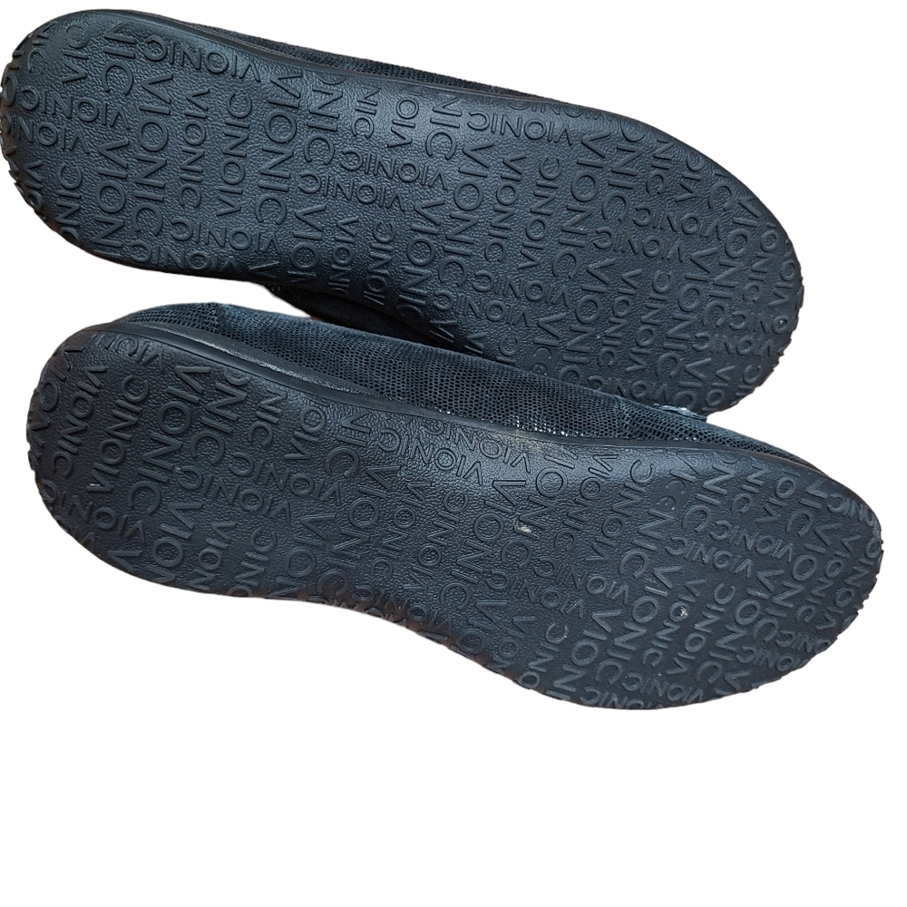 Vionic Size 7 Slide On Flats Shoes - image 6